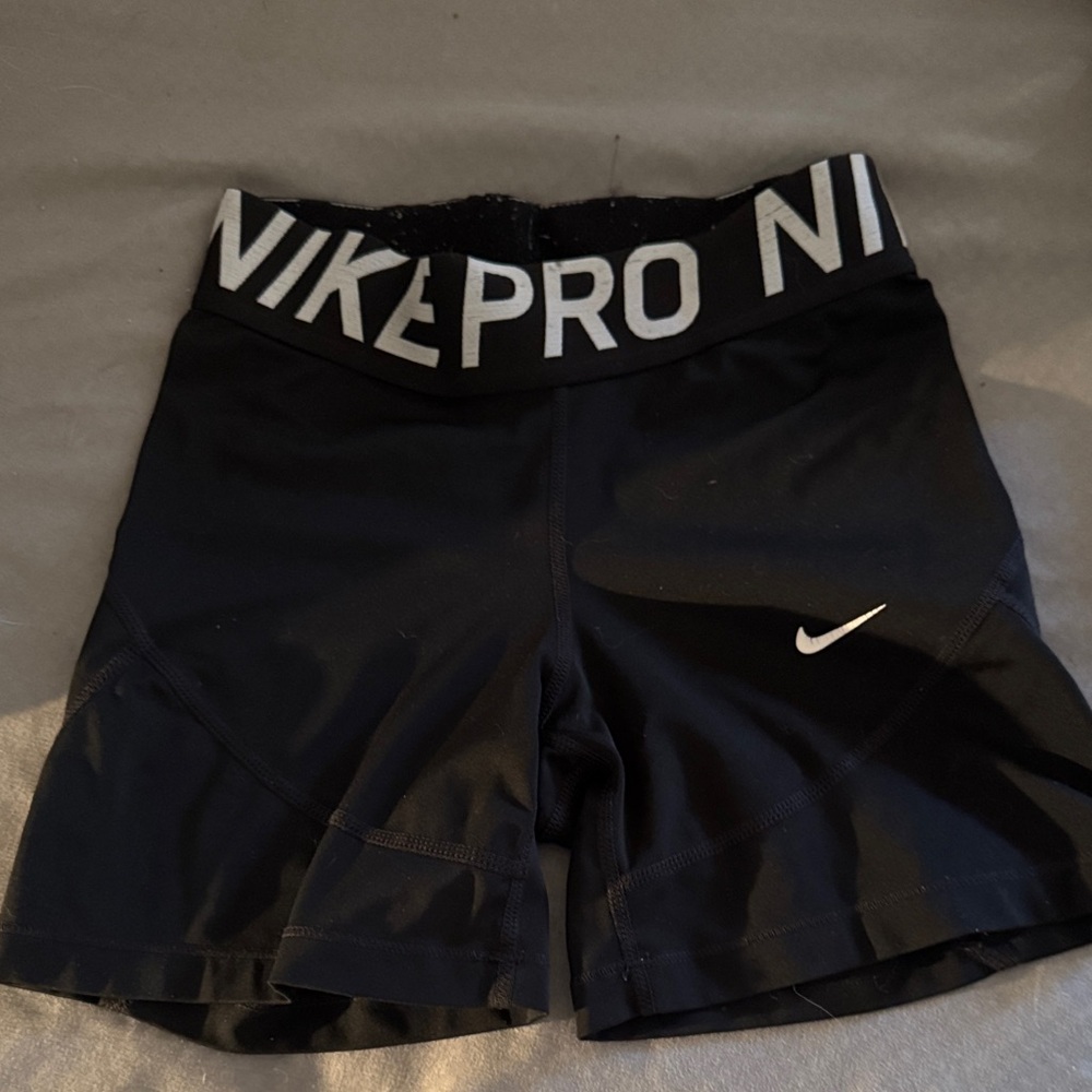 Nike Pro Women's Athletic Black Shorts